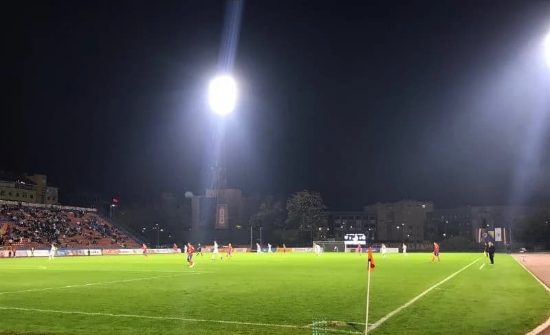 FK Borac počinje rekonstrukciju reflektora, investicija vrijedna 530.000 KM