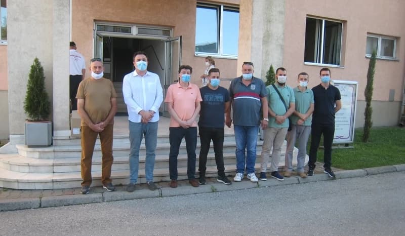 Medicinski tim UKC-a Tuzla