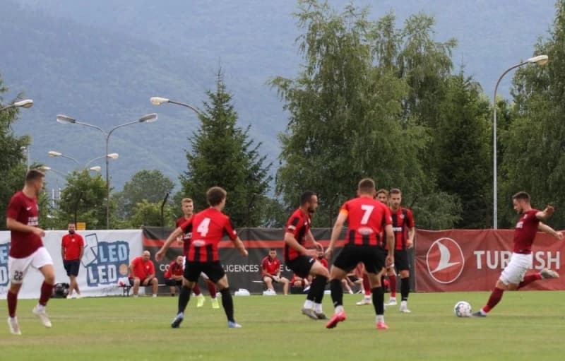 Klub se ne oglašava: Fudbaler Slobode zaražen koronavirusom?