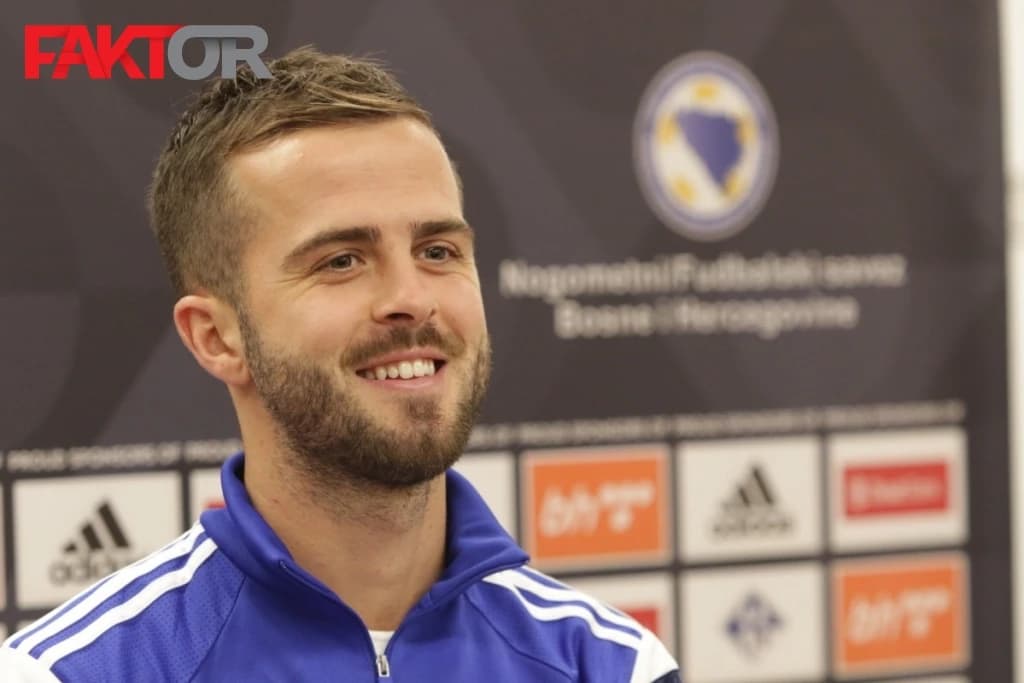 Pjanić: Jedno je igrati u Juventusu, a drugo u reprezentaciji