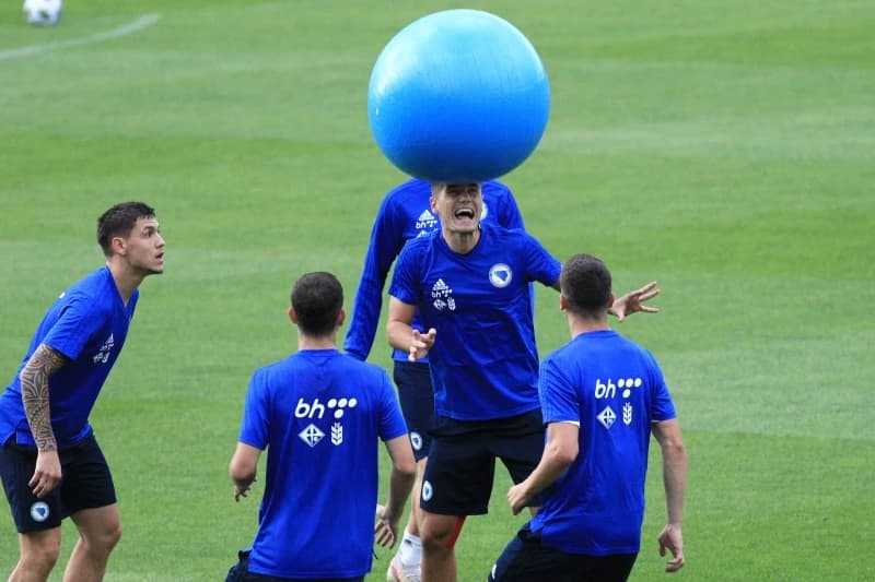 Zmajevi obavili drugi trening, funkcioneri FSBiH pratili rad najboljih bh. fudbalera