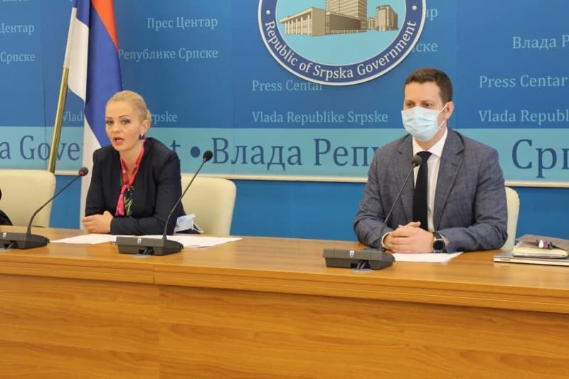 Još 64 osobe pozitivne na koronavirus u RS-u, troje umrlo
