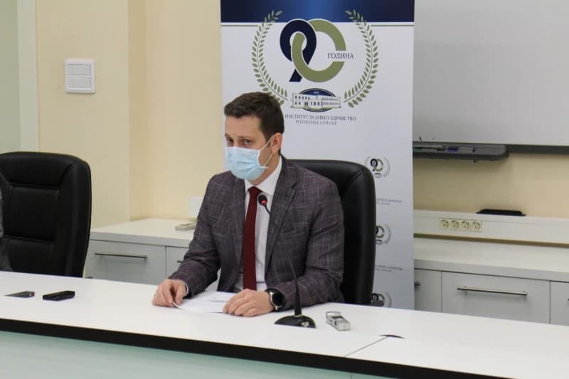 U RS-u nove 374 osobe pozitivne na koronavirus, preminulo 25 pacijenata