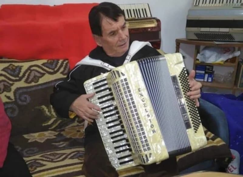 Od koronavirusa preminuo i sevdalija Vinko Brnada