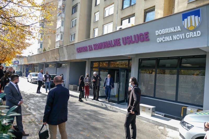 Centar za komunalne usluge Dobrinja