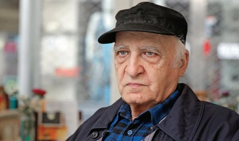 Filip David: Slučaj  Dodikove "Ikone" je bukvalna metafora profila ovdašnjih političara, a u velikoj mjeri i njihovih pristalica