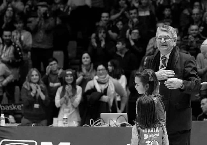 Preminuo legendarni Mihajlo Miki Vuković koji je Jedinstvo odveo na krov Evrope