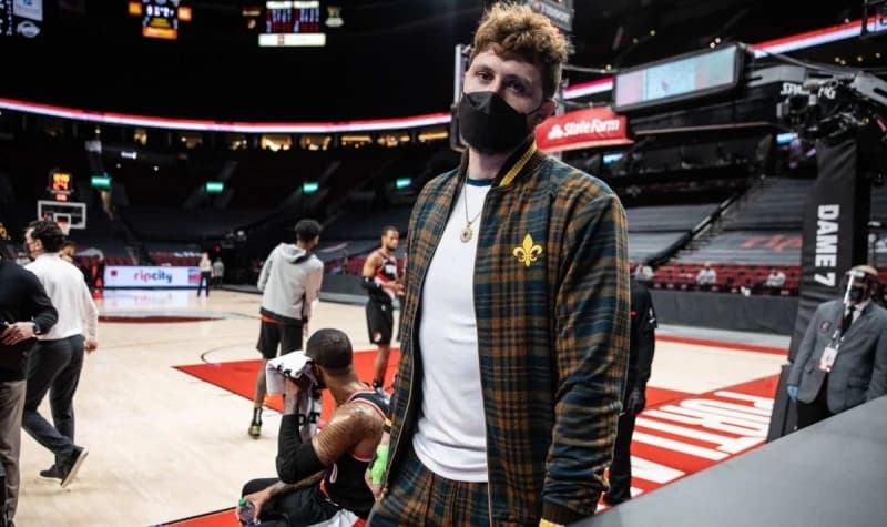 Jusuf Nurkić u elementu: Volim ljiljane, volim ljiljane...