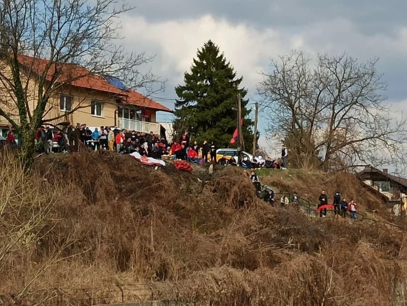 Navijači se snalaze: Sloboda i Tuzla City igraju pred publikom