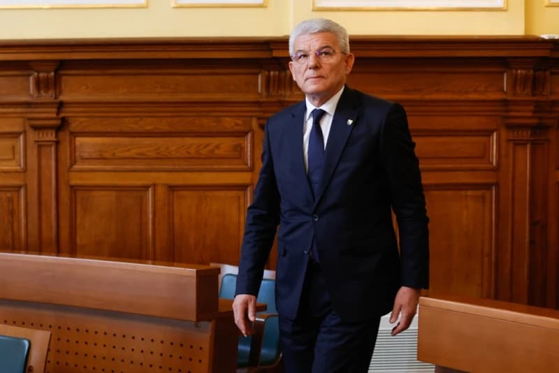 Džaferović o Vučićevim komentarima: Nema potrebe ni za kakvom nervozom