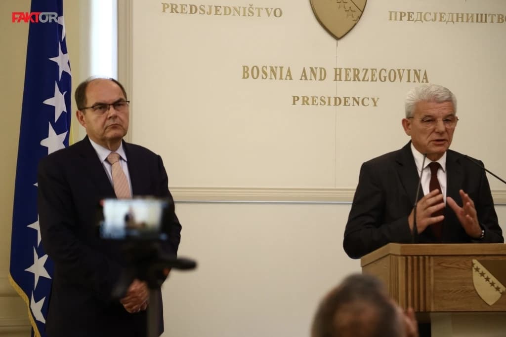 Džaferović: Dodik je napravio veliku grešku što nije došao, od Schmidta očekujemo odlučnost