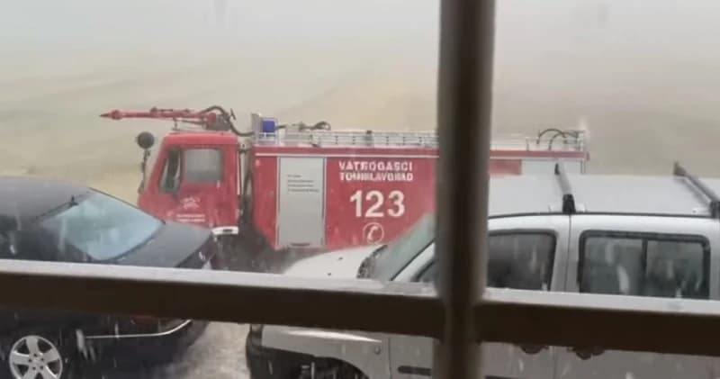 Vatra ugrozila kuće: Kiša ugasila požar na Roškom Polju kod Tomislavgrada