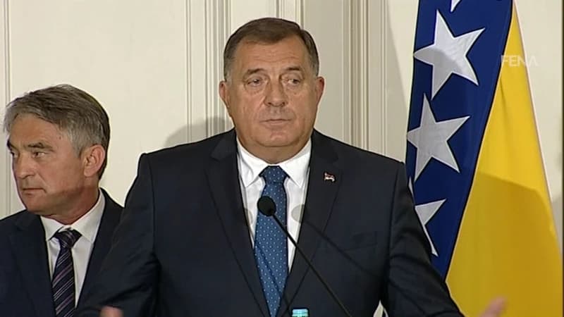 Komšić otkrio zašto se smijao Dodiku na konferenciji za novinare