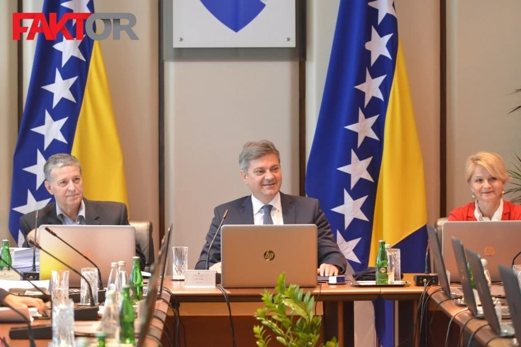 HDZ-ovi ministri konačno došli na sjednicu Vijeća ministara BiH