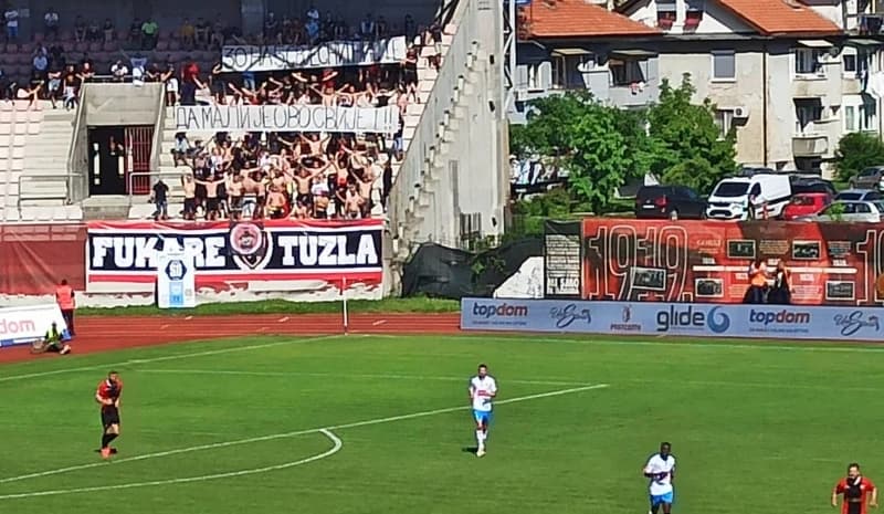 Navijači Slobode ćirilicom ispisali poruku za Banjalučane, spominjali i Dodika