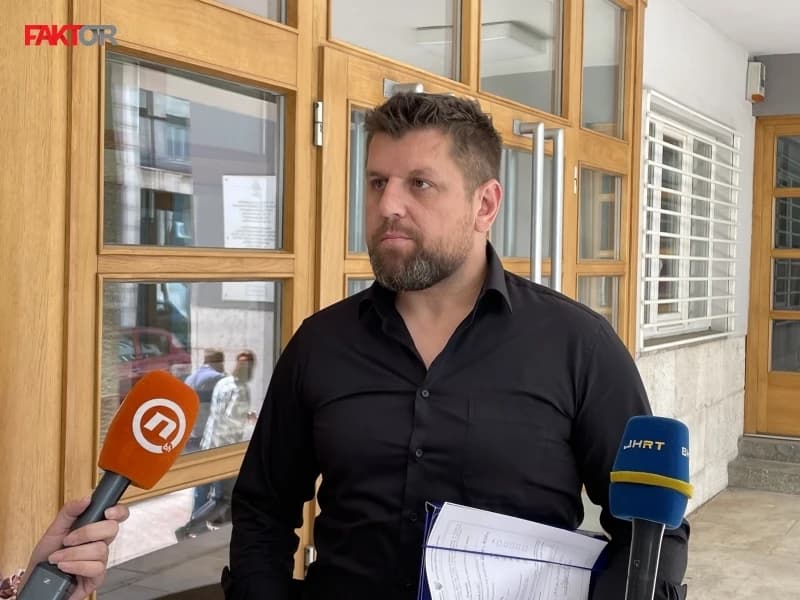 Prijave za Opće izbore među prvima predali Duraković, Šarović, Radončić...