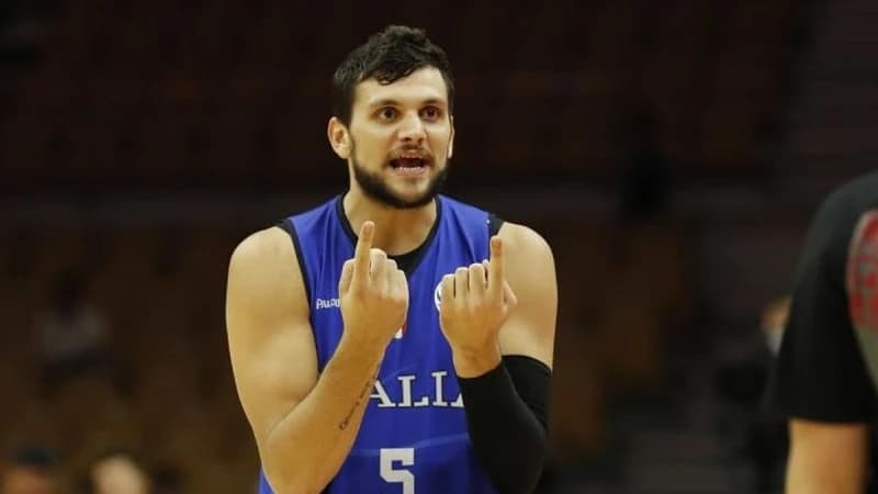 Poznati italijanski košarkaš pao s balkona: Letio četiri metra, slomio pršljenove i mora na operaciju
