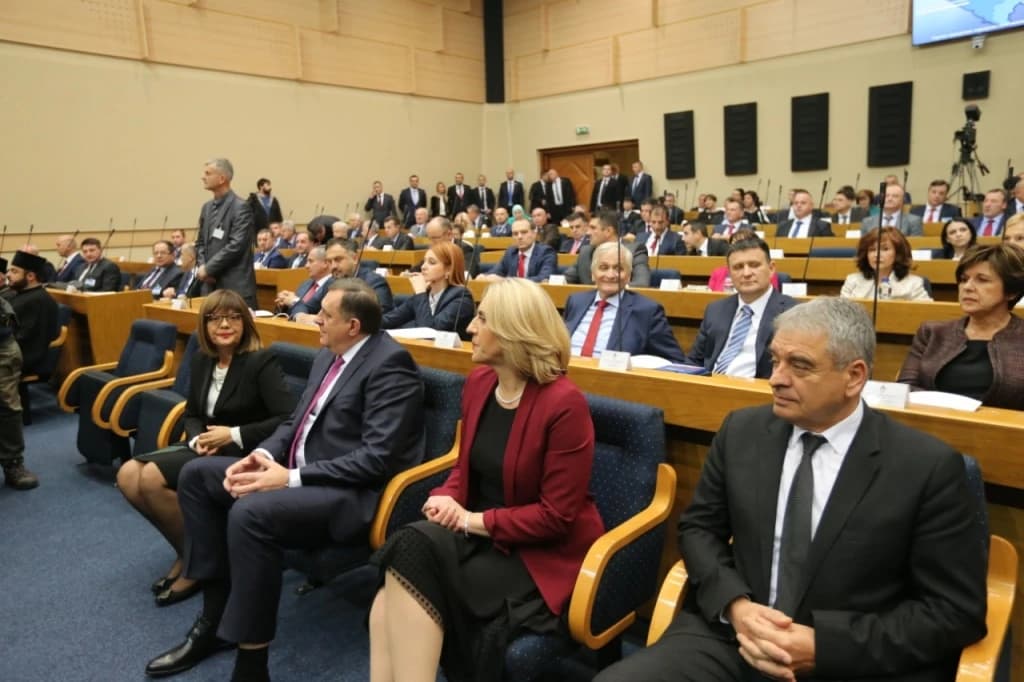 Počela konstitutivna sjednica NSRS-a