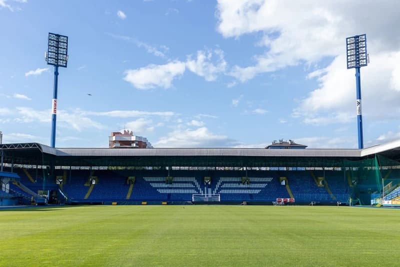 Sjeverna tribina stadiona Grbavica dobila krila