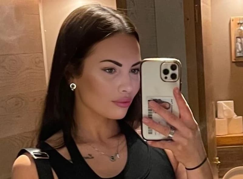 Pala s konja: Bivša misica preminula na imanju proslavljenog fudbalera