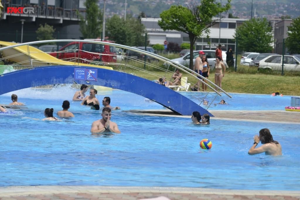 Znate li koliko je korisno hodanje u vodi?