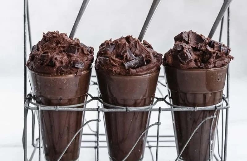 Idealan desert: Brownie kolač u šoljici, spreman za jednu minutu