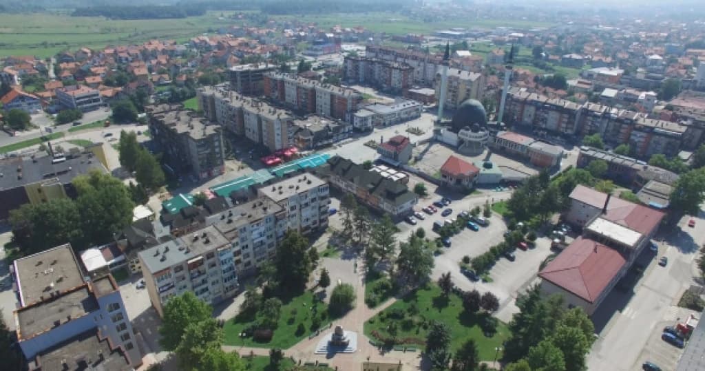 U Živinicama novo žarište: Koronavirusom zaražene žena i djevojčica