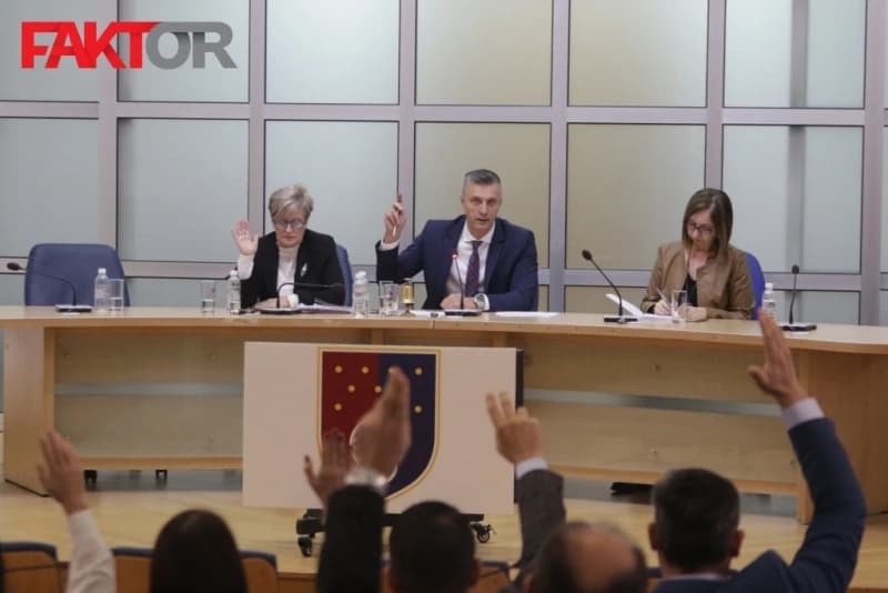 Ovo su zaključci koje je Skupština KS usvojila s ciljem borbe protiv pandemije koronavirusa