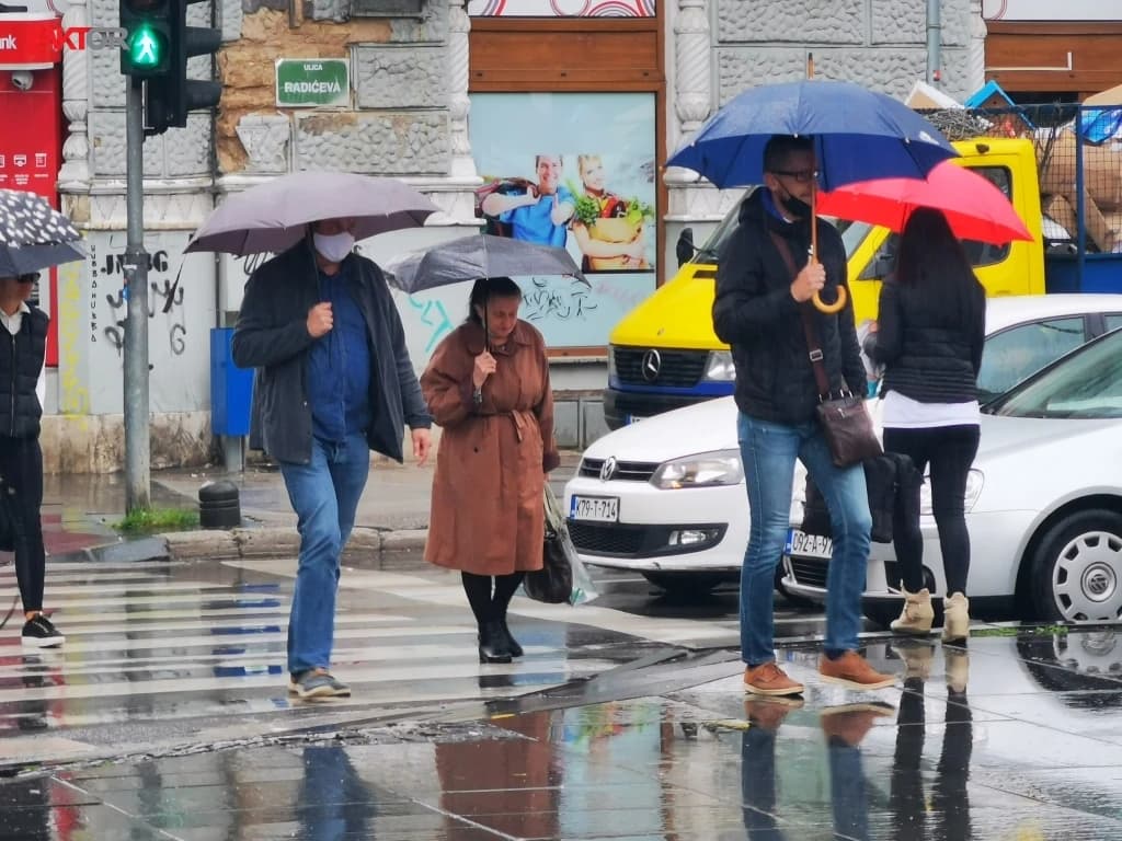 Danas u većem dijelu BiH kiša, pljuskovi i grmljavina