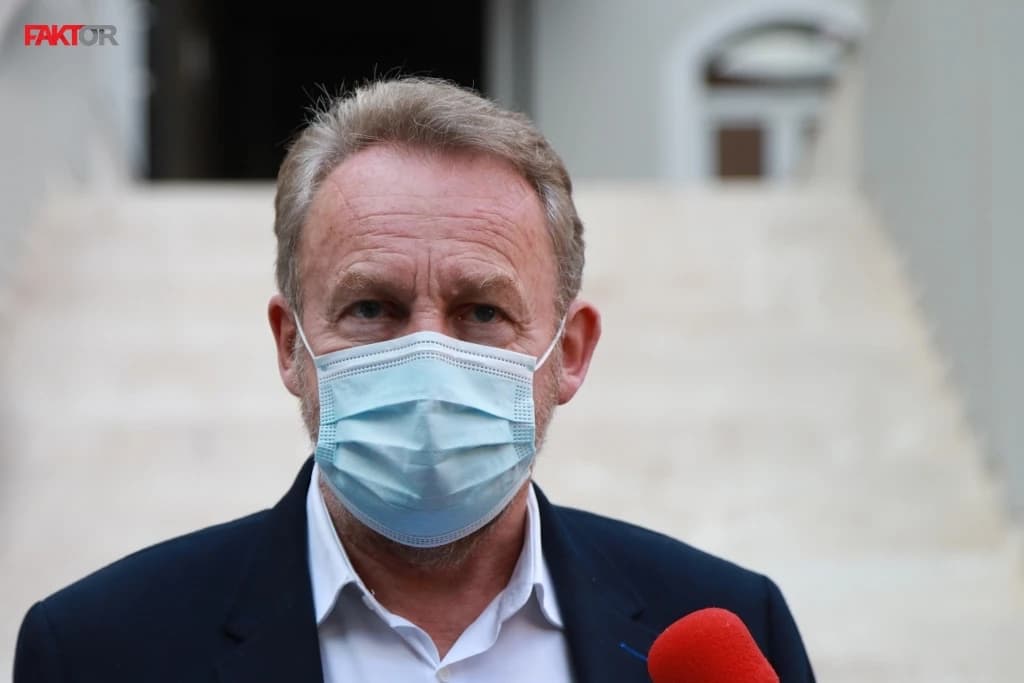 Bakir Izetbegović pozitivan na COVID-19