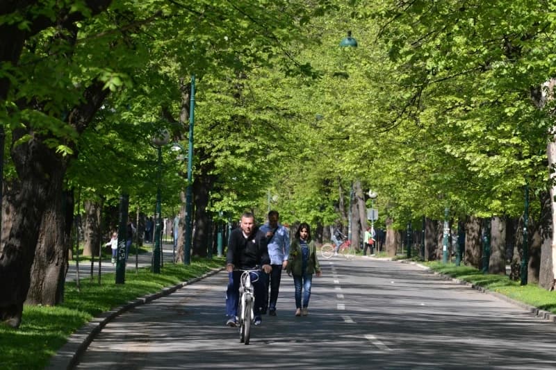 Tokom dana razvedravanje, temperature do 16 stepeni