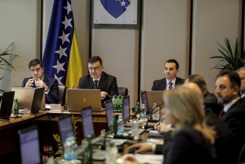 Vijeće ministara BiH zasjeda danas, očekuju se odluke o pandemiji koronavirusa