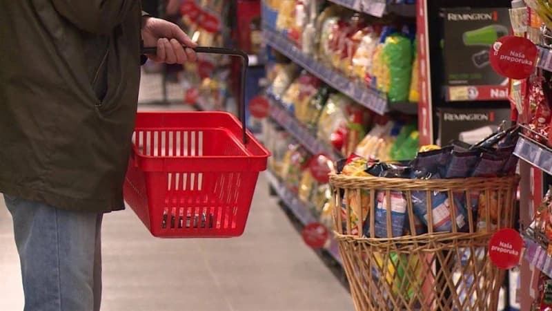 FBiH: Za četiri mjeseca sa radom prestala 342 trgovca, u julu 80 posto manje noćenja