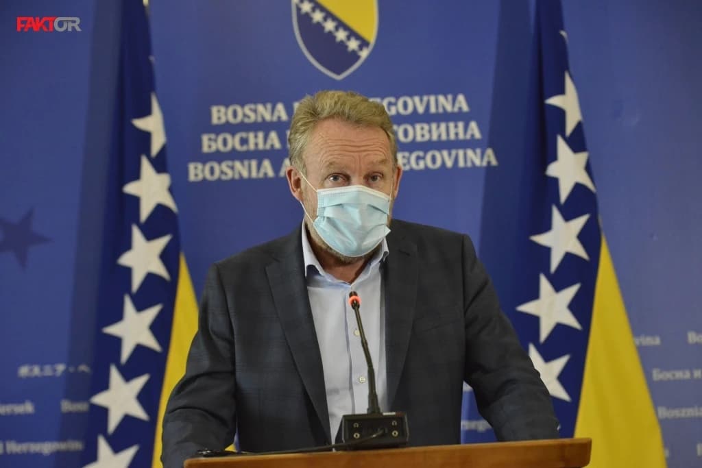 Izetbegović čestitao Dan državnosti BiH: Dugujemo vječnu zahvalnost učesnicima ZAVNOBIH-a