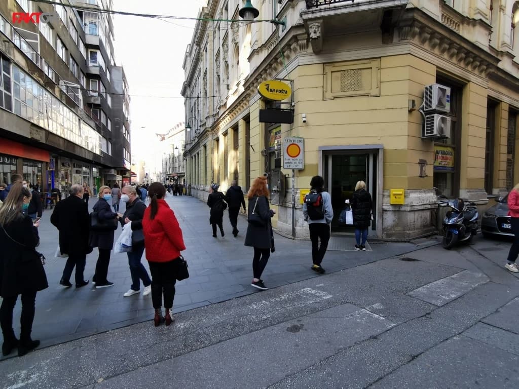 Protekla 24 sata: U BiH 1.215 novozaraženih, od koronavirusa preminule 52 osobe