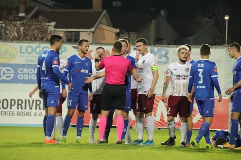 Najave iz entiteta RS: Prekida li se fudbalska Premijer liga BiH?