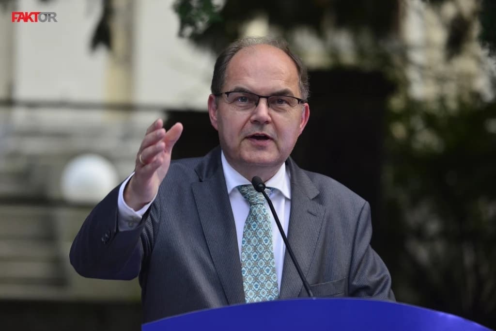 Schmidt: Komšić predstavlja Hrvate, ali su ga više birali Bošnjaci