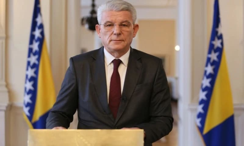 Džaferović pisao Bidenu: Nastavimo odlučnu borbu protiv terorizma kao oličenja istinskog zla