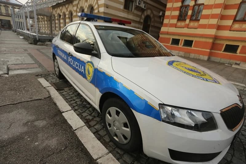 Policija traga za napadačima na autobus sa igračima KMF Radnik Bijeljina