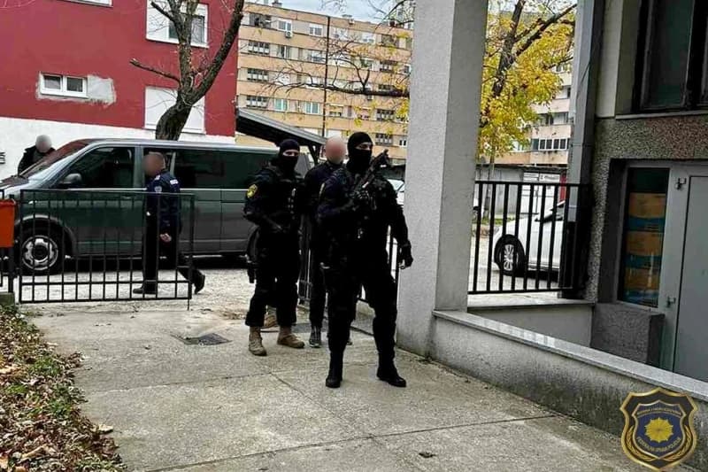 Alminu Raoniću iz Sarajeva mjesec pritvora, sa saučesnicima reketirao Mostarca
