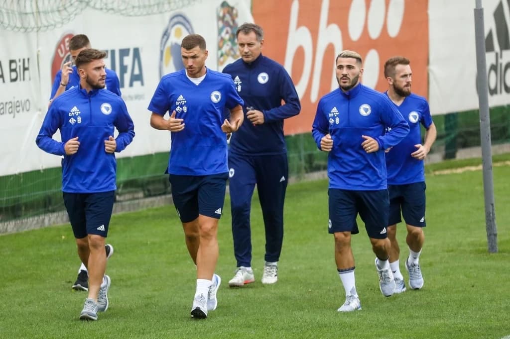 Ermin Bičakčić, Edin Džeko, Sead Kolašinac, Trening Zmajeva u sklopu priprema za Lihtenštajn