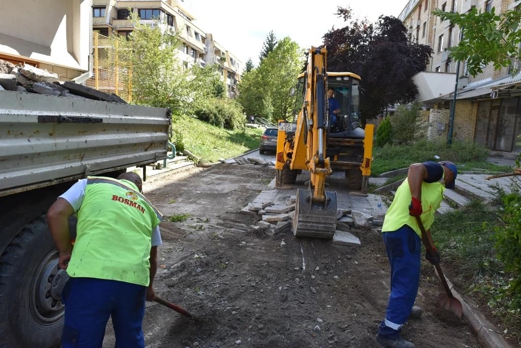 Ulica Ismeta Mujezinovića