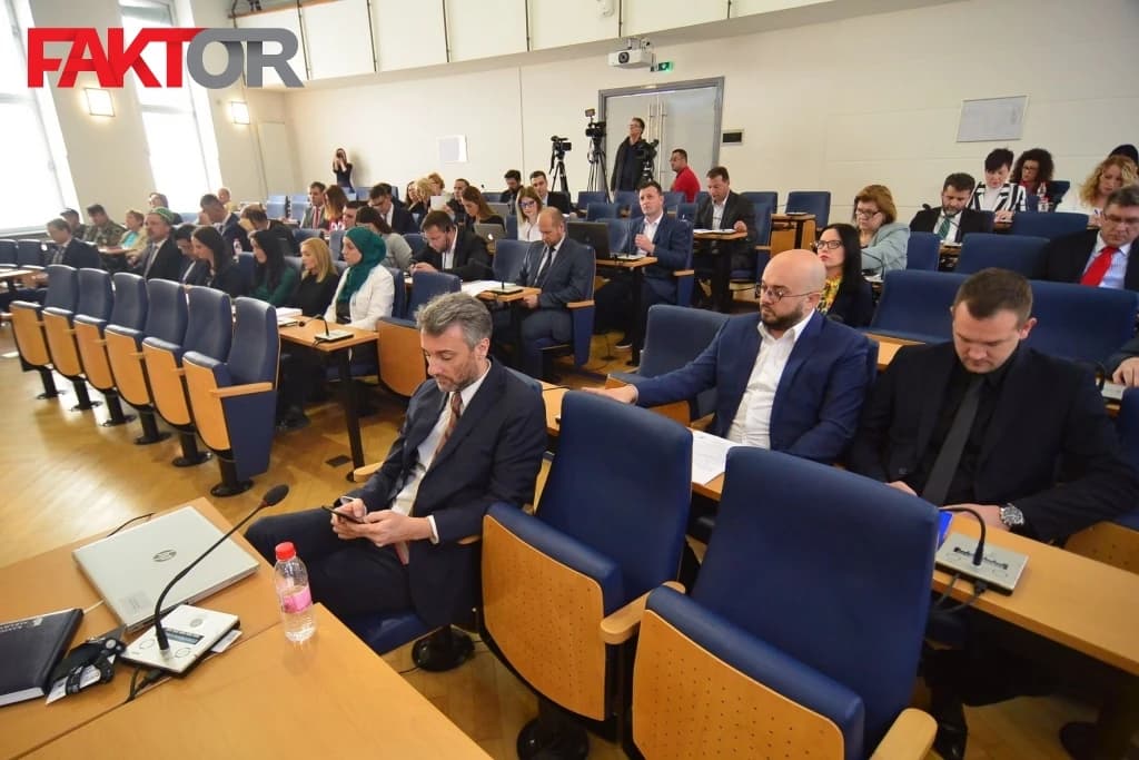 Sutra prva sjednica Skupštine nakon najave o formiranju nove većine