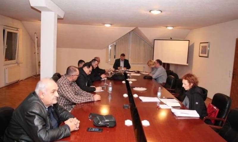 Livanjski kanton: Ugostiteljski objakti i tržni centri ne smiju raditi poslije 18 sati