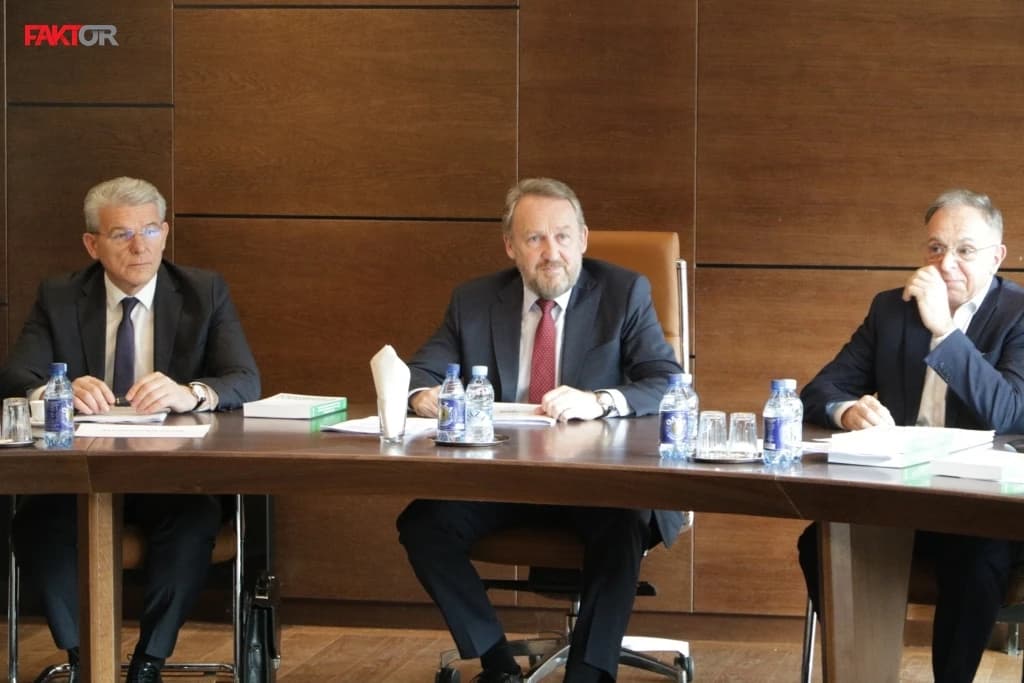 SDA: Dodikove ucjene oko izbora su nedopustivo miješanje u rad Suda BiH