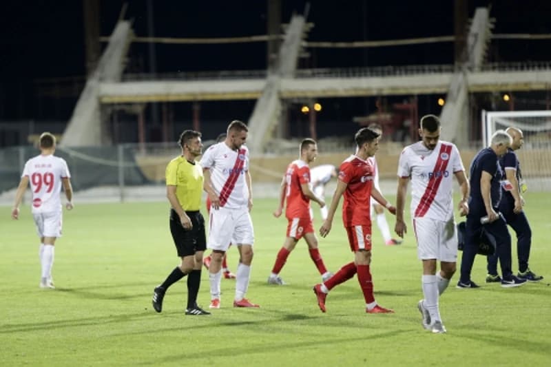 Bolan poraz: Ultrasi "postrojili" fudbalere Zrinjskog